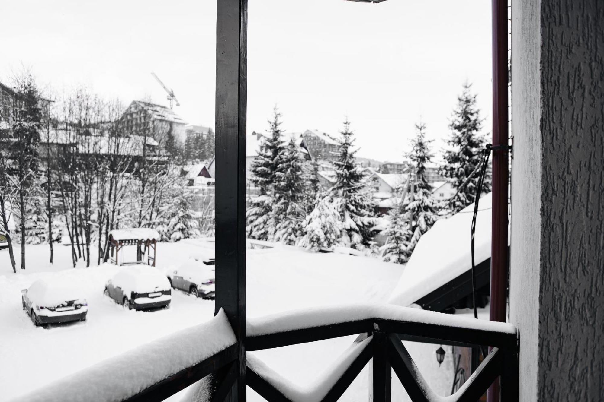 Новий Bukovel Exteriör bild