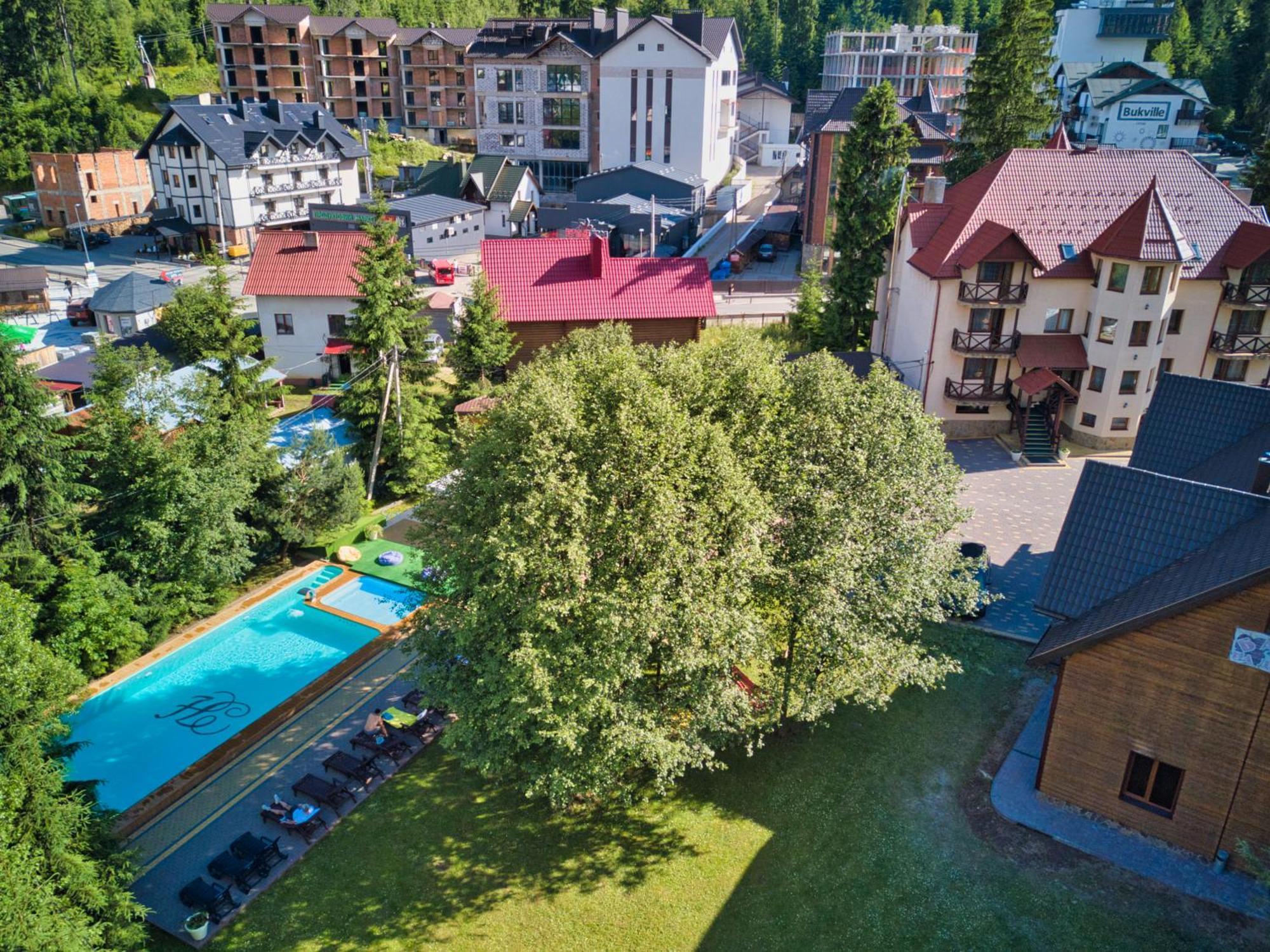Новий Bukovel Exteriör bild
