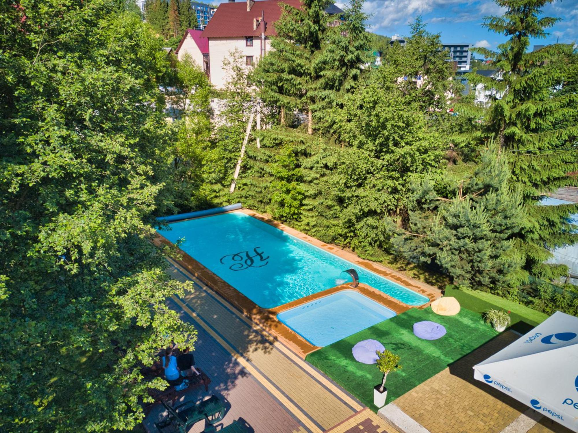 Новий Bukovel Exteriör bild